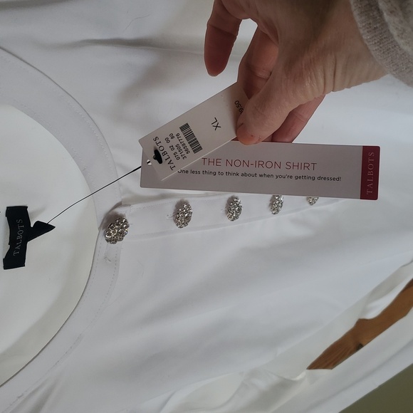 Talbots Event White Silver Embellished Decorative Buttons Pullover Sz XL Blouse - Picture 4 of 15